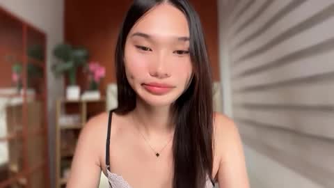 yoursluttyashxx online show from 28, 4, 2026