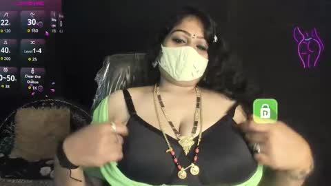 Snapshot of yourss_preethy chatting on 1, 11, 2025 preethy online show from 1, 11, 2025