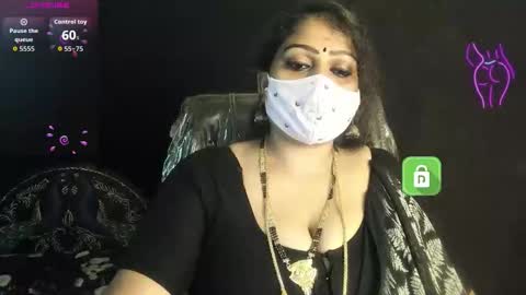 Snapshot of yourss_preethy chatting on 4, 11, 2025 preethy online show from 4, 11, 2025