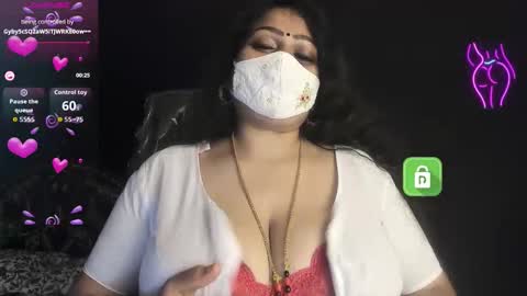 Snapshot of yourss_preethy chatting on 13, 11, 2025 preethy online show from 13, 11, 2025