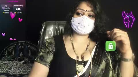 Snapshot of yourss_preethy chatting on 17, 11, 2025 preethy online show from 17, 11, 2025