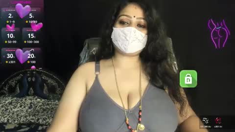 Snapshot of yourss_preethy chatting on 28, 11, 2025 preethy online show from 28, 11, 2025
