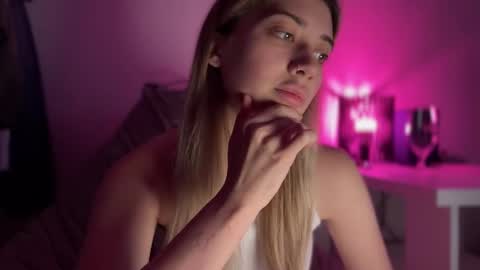 yoursweet_couple online show from 24, 10, 2025