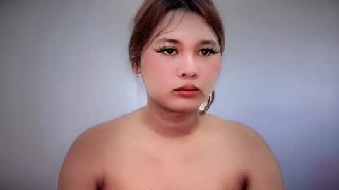 yoursweetgirl_zia online show from 30, 4, 2026