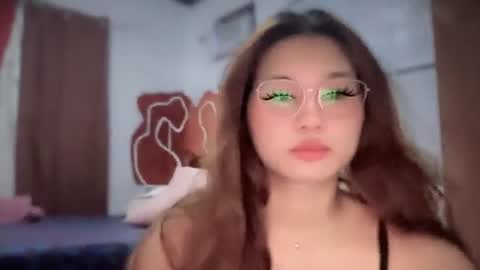 yoursweetgirl_zia online show from 1, 5, 2026