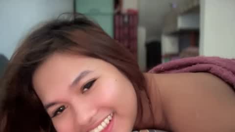 yoursweetgirl_zia online show from 5, 5, 2026