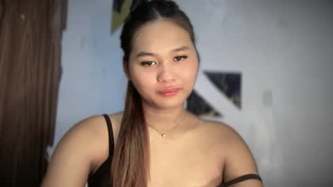 yoursweetgirl_zia online show from 16, 5, 2026
