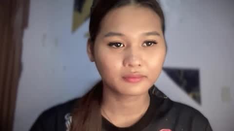 yoursweetgirl_zia online show from 27, 5, 2026