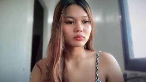 yoursweetgirl_zia online show from 16, 7, 2026