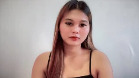 yoursweetgirl_zia online show from 25, 7, 2026