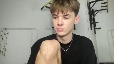 yoursweetyguy online show from 19, 12, 2025