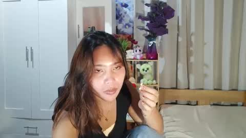 Snapshot of yourtempatationtrannyx chatting on 28, 2, 2026 lexi online show from 28, 2, 2026