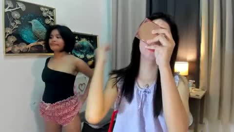 Snapshot of yourtinybunny chatting on 21, 6, 2026 yourtinybunny online show from 21, 6, 2026
