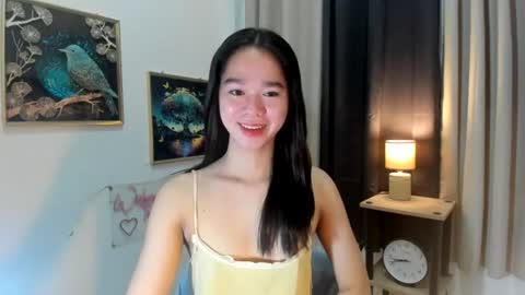 Snapshot of yourtinybunny chatting on 24, 6, 2026 yourtinybunny online show from 24, 6, 2026