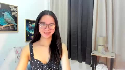 Snapshot of yourtinybunny chatting on 4, 7, 2026 yourtinybunny online show from 4, 7, 2026