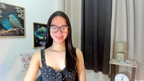 Snapshot of yourtinybunny chatting on 5, 7, 2026 yourtinybunny online show from 5, 7, 2026