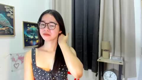 Snapshot of yourtinybunny chatting on 17, 7, 2026 yourtinybunny online show from 17, 7, 2026