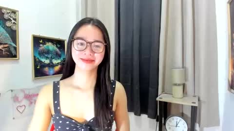 Snapshot of yourtinybunny chatting on 28, 7, 2026 yourtinybunny online show from 28, 7, 2026