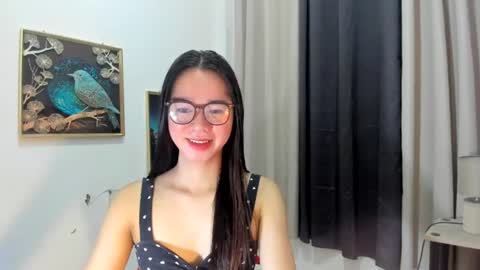 Snapshot of yourtinybunny chatting on 2, 8, 2026 yourtinybunny online show from 2, 8, 2026
