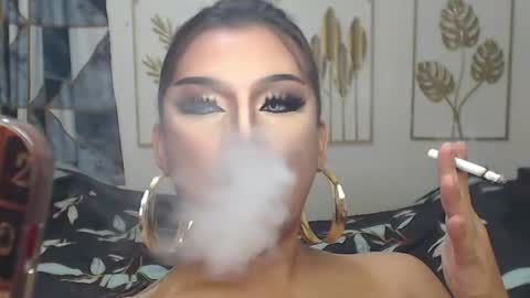 Snapshot of yourtrannyqueenxxx chatting on 18, 6, 2026 Anastacia Grey online show from 18, 6, 2026