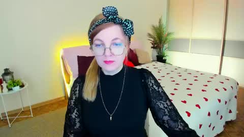 Snapshot of youruniverser chatting on 29, 5, 2026 Alice online show from 29, 5, 2026