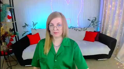 Snapshot of youruniverser chatting on 16, 6, 2026 Alice online show from 16, 6, 2026