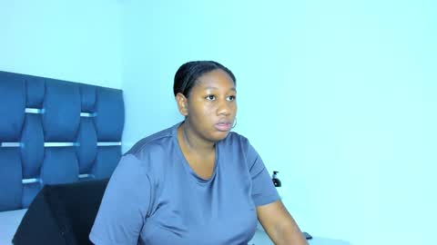 yourwife_anna online show from 10, 10, 2025