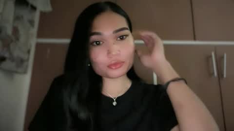 yrdrmgrl_jennie26 online show from 30, 11, 2025