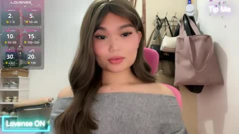 yrdrmgrl_jennie26 online show from 11, 7, 2026