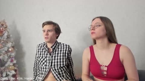 Yue Lang and Samm online show from 30, 12, 2024