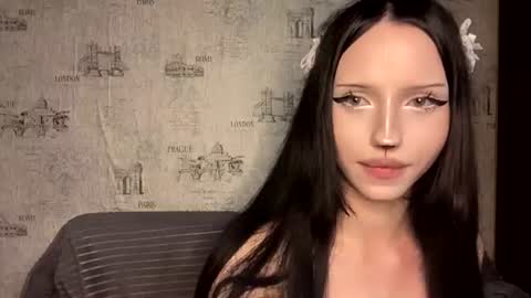 Katie online show from 11, 7, 2026