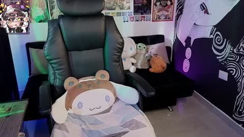    rawr   Anne Independent model      online show from 20, 9, 2025