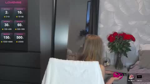 yuki_bloom online show from 21, 10, 2025