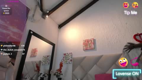 Snapshot of yuliana_milleer chatting on 3, 1, 2025 Yuliana online show from 3, 1, 2025