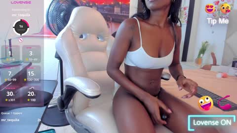 Snapshot of yuliana_milleer chatting on 3, 2, 2025 Yuliana online show from 3, 2, 2025