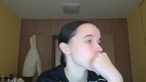 Yuliia online show from 5, 11, 2025