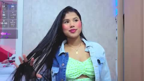 Snapshot of yulissa_girls chatting on 10, 7, 2026 yulissa_girls online show from 10, 7, 2026