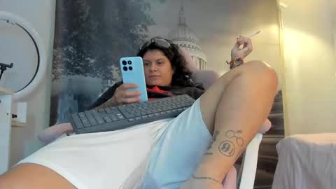 Snapshot of yumandsay chatting on 10, 10, 2025 Snowflake online show from 10, 10, 2025