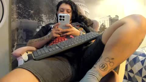 Snapshot of yumandsay chatting on 14, 10, 2025 Snowflake online show from 14, 10, 2025