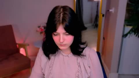 Yumi online show from 4, 5, 2026