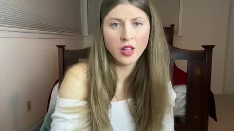 Snapshot of yumiandwolf chatting on 1, 12, 2025 yumiandwolf online show from 1, 12, 2025