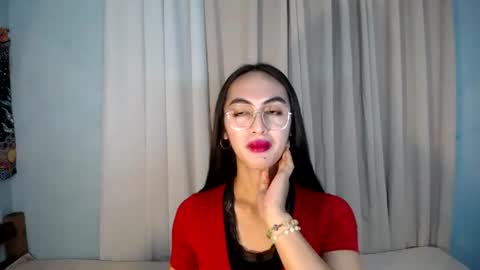 Snapshot of yumiexx chatting on 29, 6, 2026 CALL ME YUMLEXX online show from 29, 6, 2026