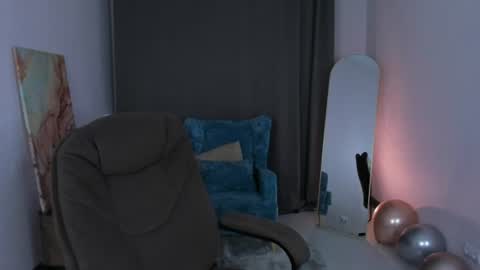 Snapshot of yummy_lamii chatting on 25, 6, 2026 Cindey online show from 25, 6, 2026
