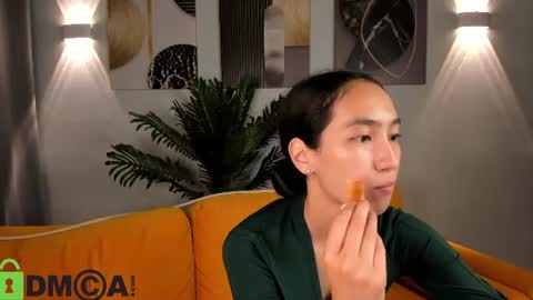 Snapshot of yummy_lamii chatting on 30, 6, 2026 Cindey online show from 30, 6, 2026