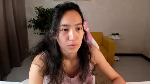 Snapshot of yummy_lamii chatting on 3, 7, 2026 Cindey online show from 3, 7, 2026