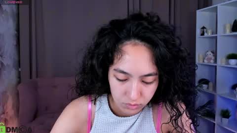 Snapshot of yummy_lamii chatting on 23, 7, 2026 Cindey online show from 23, 7, 2026