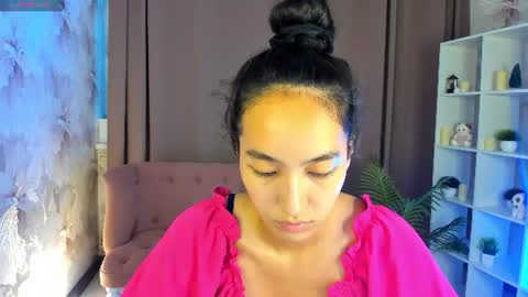 Snapshot of yummy_lamii chatting on 27, 7, 2026 Cindey online show from 27, 7, 2026