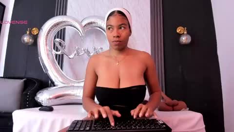 Yummyduo online show from 3, 5, 2026