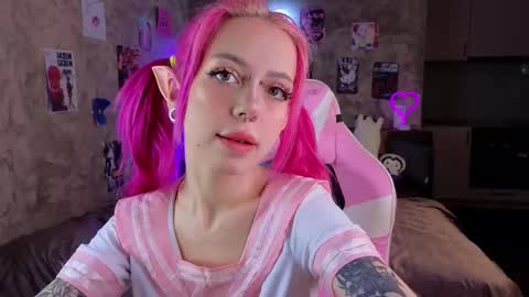 Lisa online show from 23, 2, 2025