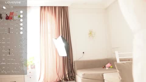 yuna_leen online show from 1, 12, 2025